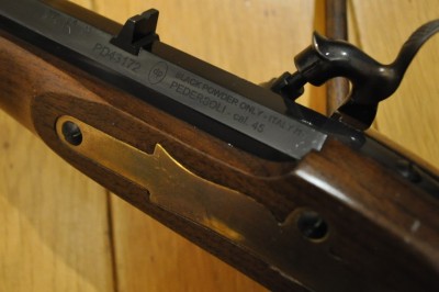 Pistolet Kentucky Pedersoli 45 (7) 4.jpg
